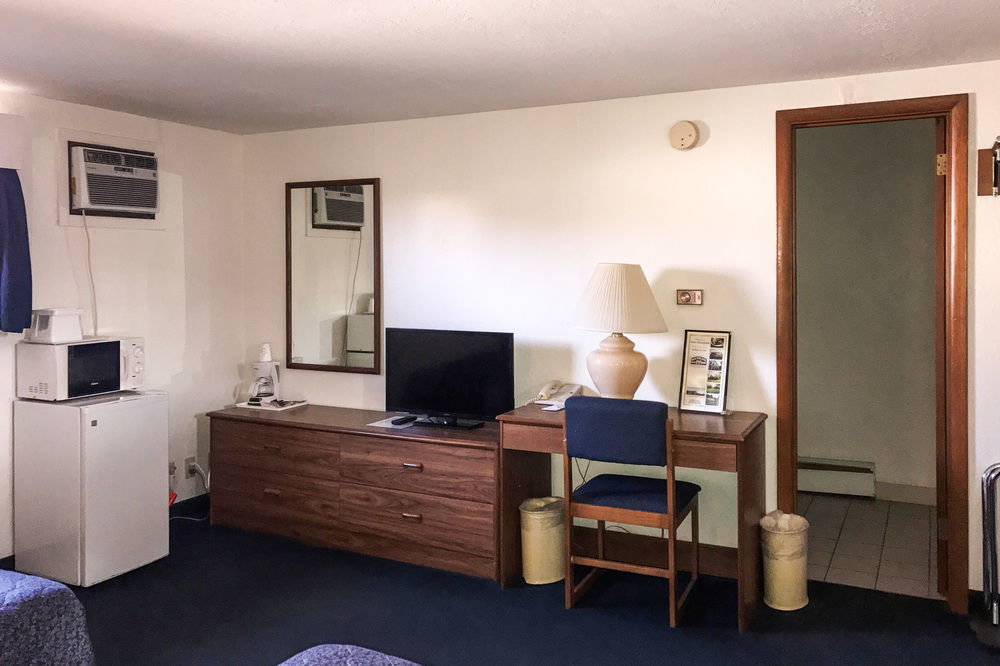 New Hampton Amerivu Inn Harvest Estates מראה חיצוני תמונה