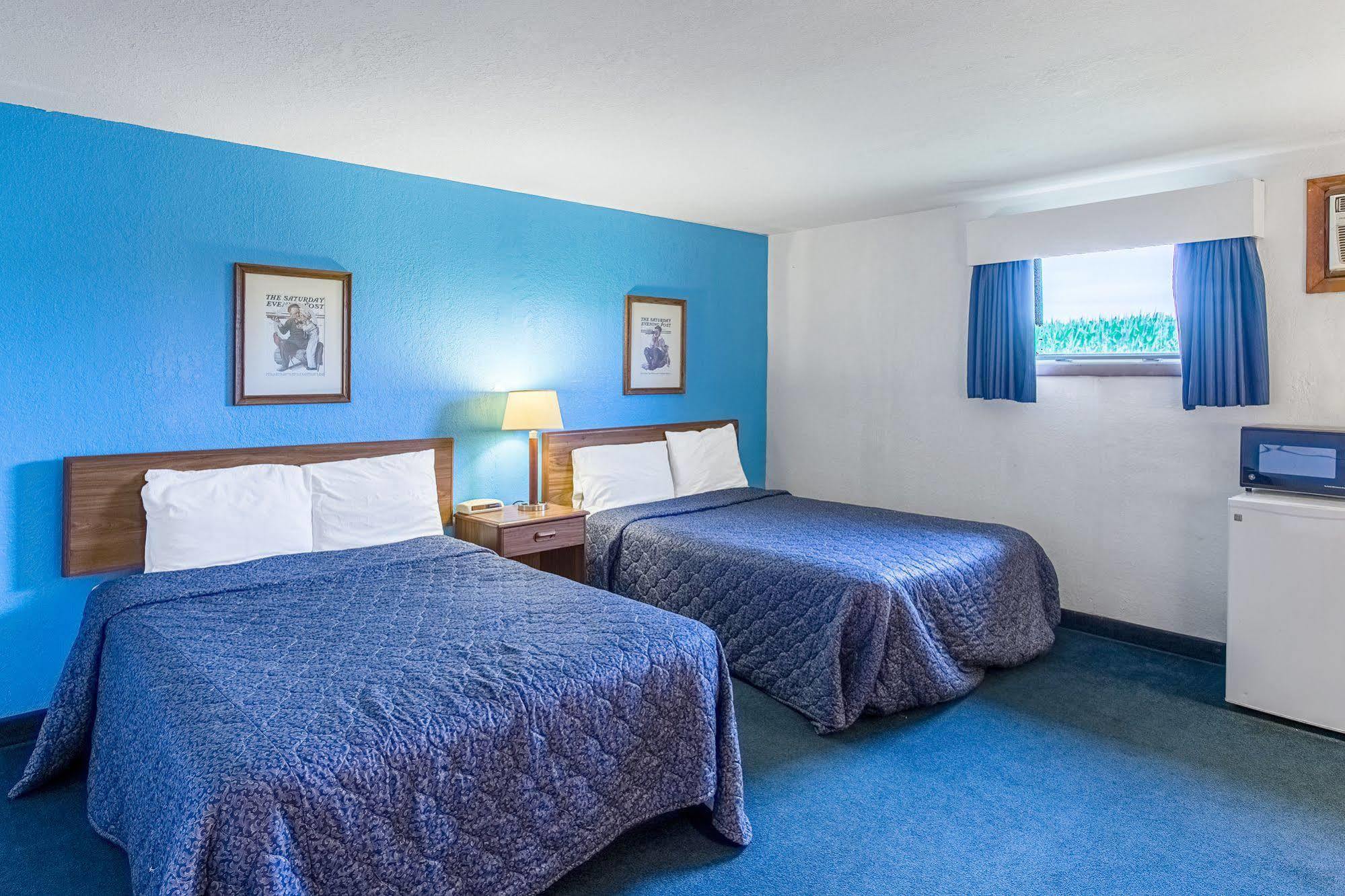 New Hampton Amerivu Inn Harvest Estates מראה חיצוני תמונה