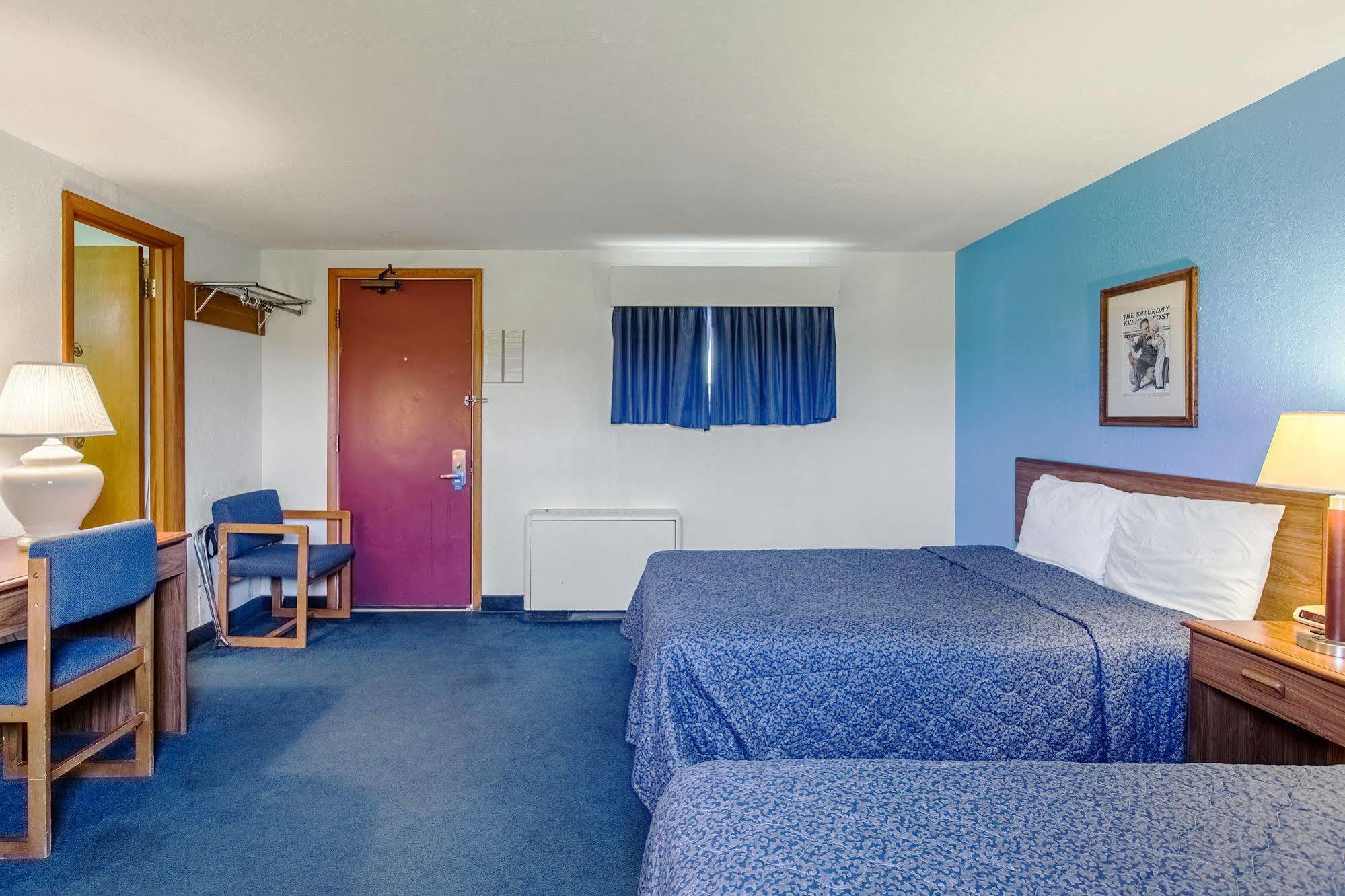 New Hampton Amerivu Inn Harvest Estates מראה חיצוני תמונה