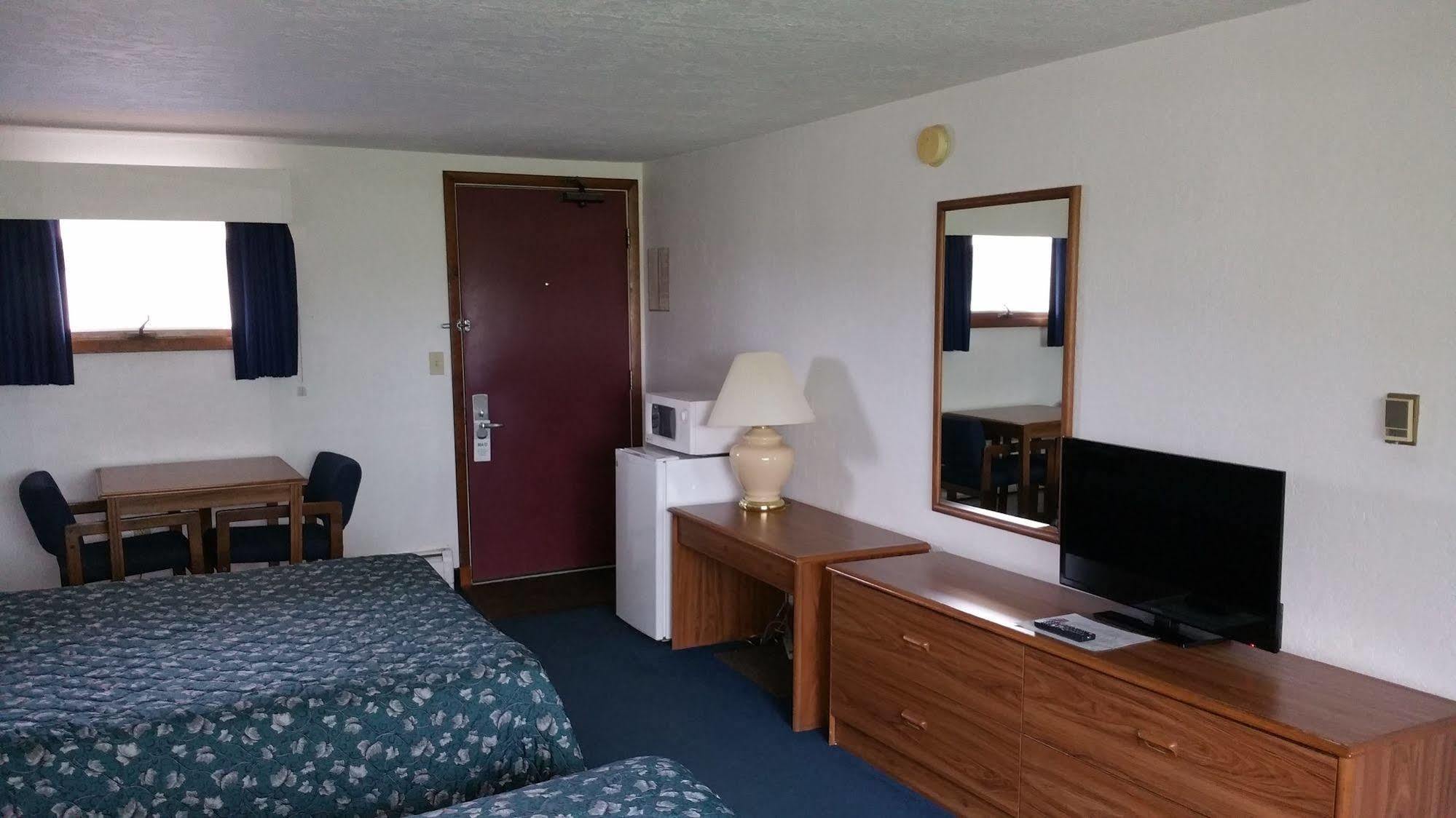 New Hampton Amerivu Inn Harvest Estates מראה חיצוני תמונה